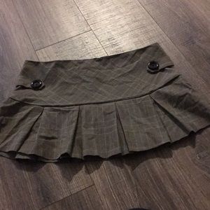 Grey Plaid with red thin stripes skirt pleated